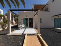 HomeForGuest Apartamento Alisios 1 con piscina en Corralejo - Chambres d'hôtes Corralejo