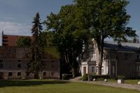 ŻAR - Dworek w Żarnowcu - B&B