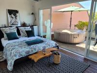 La terrasse, jacuzzi et vue mer à 100m de la plage - Ferienwohnung