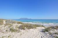 Beach Daze - Bed and Breakfast Bloubergstrand