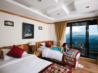 Deluxe Double or Twin Room with Mountain View, 10% Discount on Food