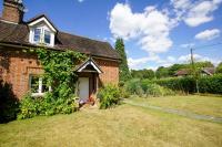 Beeches Cottage - Beautiful Garden - Parking - B&B Handcross