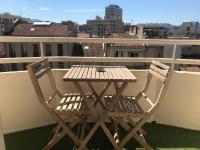 Très bel appartement T3 proche place Castellane avec vue et 2 chambres - B&B Marsiglia