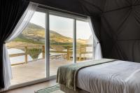 Camera Matrimoniale con Vista Montagna