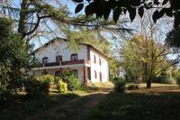 maison de campagne avec grand lac et park arboré - Ferienwohnung