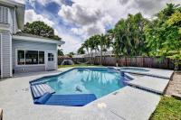 5 BR Mansion with Pool and non-heated Jacuzzi Games in Boynton Beach - B&B Boynton Beach