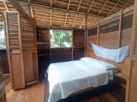 Quadruple Room with Shared Bathroom