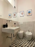 Camera Tripla Superior