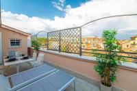 Luxury Top Floor in Trastevere - B&B Rome