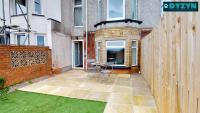 B&B Newport (Wales) - One Bed Apartment Newport - Garden - Parking - By DYZYN - Bed and Breakfast Newport (Wales)