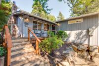 Gray Whale Cove MCA 935 - B&B