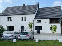 Apartament Hanuszówka - Bed and Breakfast Nysa