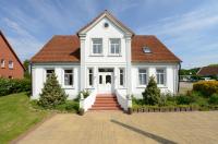 Ferienhaus für 8 Personen mit Kamin & Terrasse - B&B Ostseebad Boltenhagen