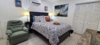 B&B Miami - LA CASITA, Cute and Homey Private Studio - Bed and Breakfast Miami