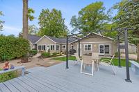 Waterfront Suite with Dock, Firepit, BBQ - Chambres d’hôtes
