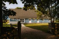 Holmiranna Holiday Homes - B&B Kungla