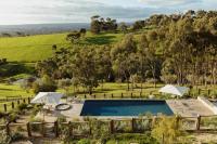 TIMBA - Luxury bush rtreet with pool and spa - B&B