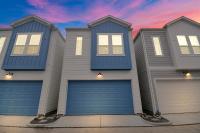 Emerald Palace - New, Modern 3BR Townhome close to downtown, NRG, Med Ctr - B&B Houston