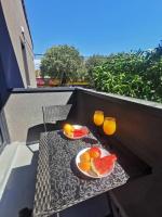 Oasis in the city near Amfiteatar,free parking and free Wi-Fi - Chambres d'hôtes Pula