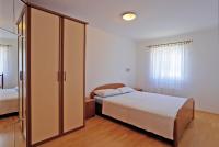 Appartamento con 2 Camere da Letto, Balcone e Vista mare