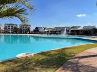B&B Pretoria - The Blyde Crystal Lagoon Luxury Apartment - Bed and Breakfast Pretoria