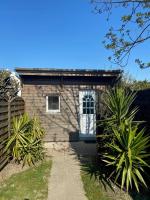 Maisonnette proche plage Saint-Malo - Bed and Breakfast