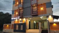 B&B Tiruchirappalli - Hotel Rhythm Grand Suite - Bed and Breakfast Tiruchirappalli