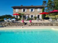 B&B Saint-Romain-Lachalm - Room lover Les Chaizes - Bed and Breakfast Saint-Romain-Lachalm