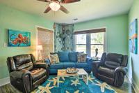 2 Mi to Beach and Seawall! Coastal Winter Escape - Chambres d’hôtes Galveston