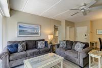 King Queen Sleeper Sofa Updated Luxury Kitchen Bikes & Beach Gear included - B&B