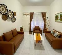 B&B Yogyakarta - AW City House Yogyakarta - Bed and Breakfast Yogyakarta