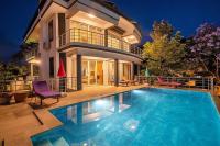 sessiz sakin manzaralı sauna ve jakuzili,müstakil havuzlu villa - B&B