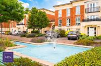 CAYA Living 3BR Apartment in Central Windsor Berkshire - Legoland - Windsor Castle - Lapland UK - Heathrow Sleeps 6 - Private Gated Parking - Ferienwohnung
