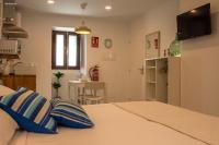 Deluxe Studio