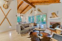 Lookout Lair - B&B
