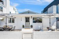 Newport Coastal Charm - B&B