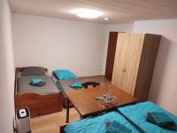 Economy Triple Room with Shared Bathroom