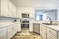 Welcoming Abode with Yard about 1 Mi to Dtwn Apex! - B&B Apex