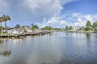 Tampa Home Near Boat Ramp ~ 10 Mi to Dtwn! - Chambres d'hôtes Tampa