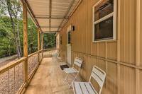 B&B Tallassee - Tallassee Cabin with Forest Views Near Creek! - Bed and Breakfast Tallassee