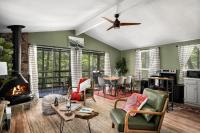 Sunny Cabin w Hot Tub, Grill, Porch, FirePit, WiFi - Bed and Breakfast Basye