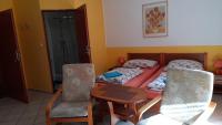 Habitación Triple Confort con ducha