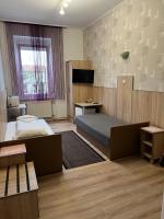 Zweibettzimmer mit Bad