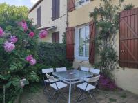 B&B Orly - Maison cosy & épurée avec jardin et wifi - Orly Rungis - Bed and Breakfast Orly