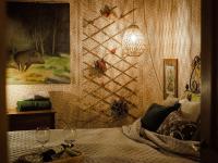 Tweepersoonskamer met een Eigen Externe Badkamer
