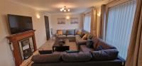 B&B Milton - Shirley L, Milton, Cambridge, 4 BR House, Newly Refurbished - Bed and Breakfast Milton