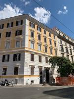In the Center by Local Domus - Bed and Breakfast Rome