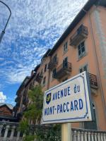 onlysaintg - Apartment Bernadette Spacious 4 bedrooms Great views, 120 m2 Only 500m from the centre and ski lift GREAT YEAR ROUND - B&B Saint-Gervais-les-Bains