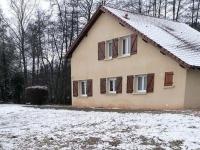 Gîte spacieux avec cheminée, proche nature, accessible PMR, idéal famille et motards - Chambres d'hôtes Anould