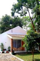 Villa Kebun Prambanan - Ferienwohnung Randugunting